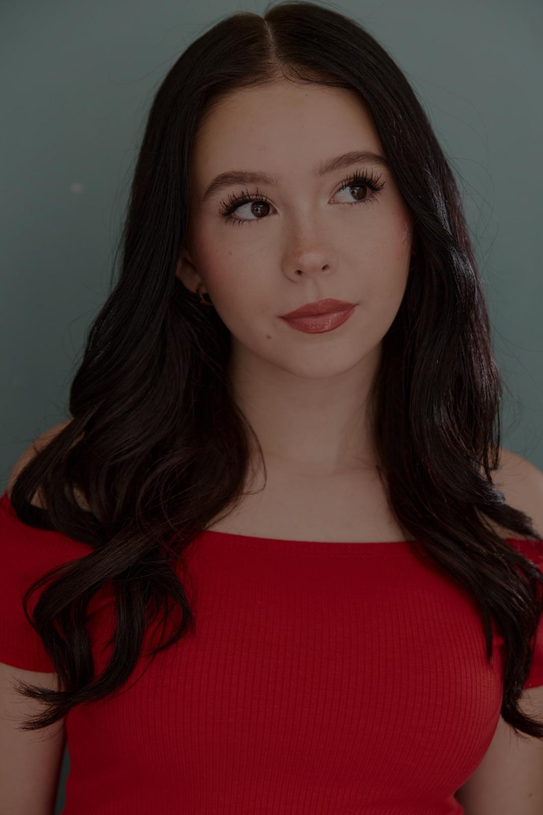 Clara Neag — studio headshot